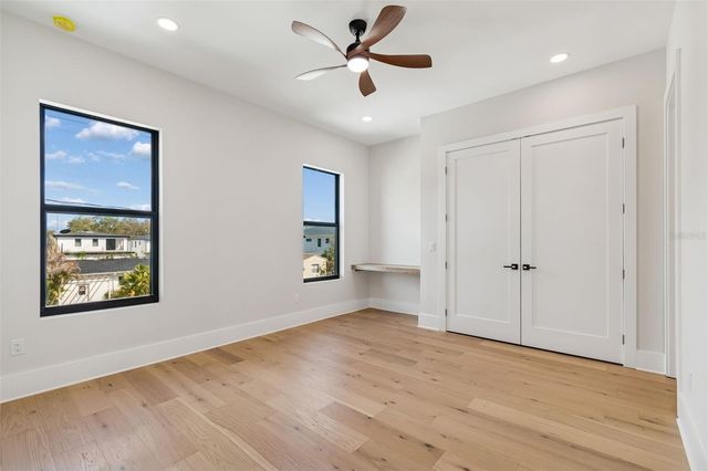 810 W BRADDOCK STREET, Tampa, FL 33603