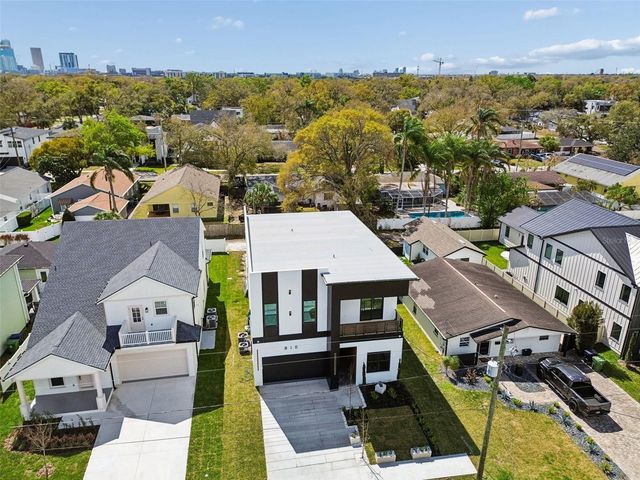 810 W BRADDOCK STREET, Tampa, FL 33603