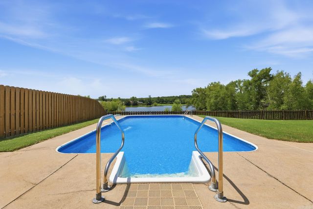 26 Lakeside Dr, Ward, AR 72176