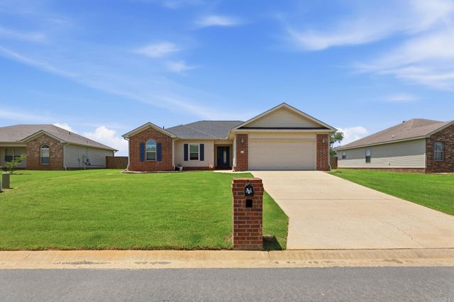 26 Lakeside Dr, Ward, AR 72176