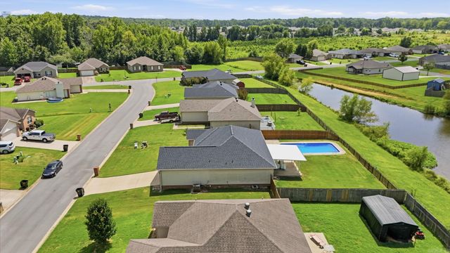 26 Lakeside Dr, Ward, AR 72176