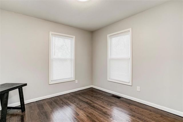 2409 Chestnut Avenue, Kansas City, MO 64127