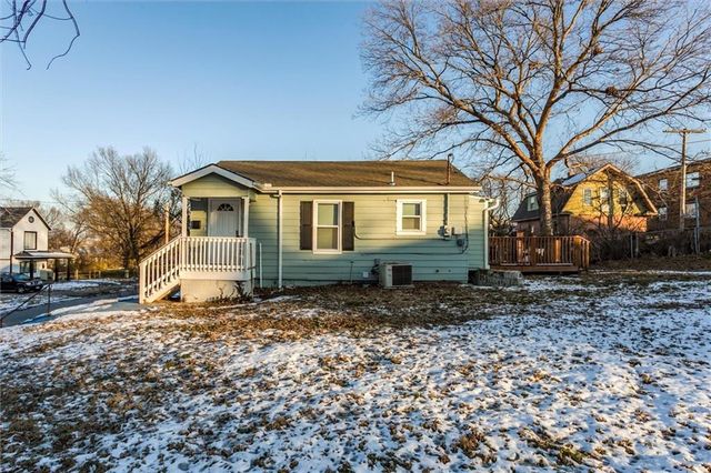 2409 Chestnut Avenue, Kansas City, MO 64127