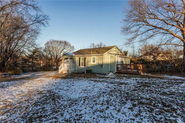 2409 Chestnut Avenue, Kansas City, MO 64127