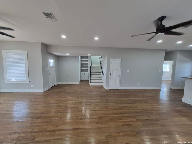 319 burleson, San Antonio, TX 78202