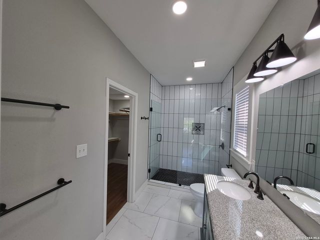 319 burleson, San Antonio, TX 78202