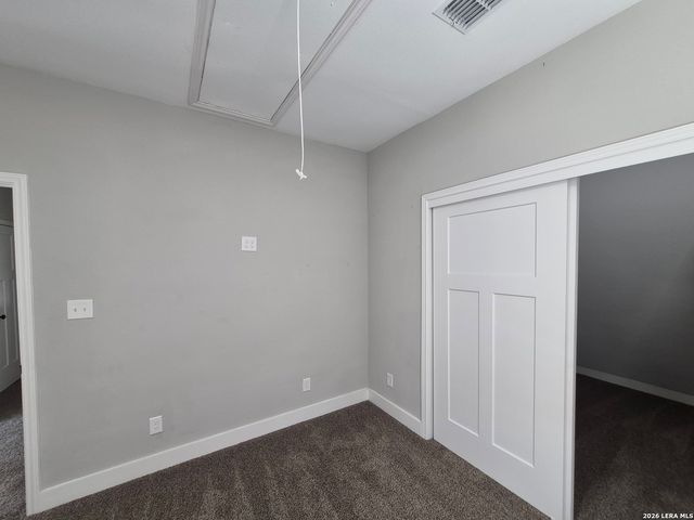 319 burleson, San Antonio, TX 78202