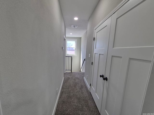 319 burleson, San Antonio, TX 78202