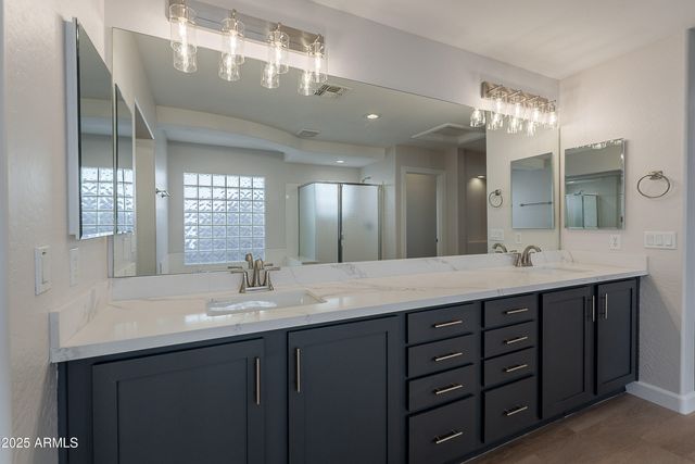 13305 W COLTER Street, Litchfield Park, AZ 85340