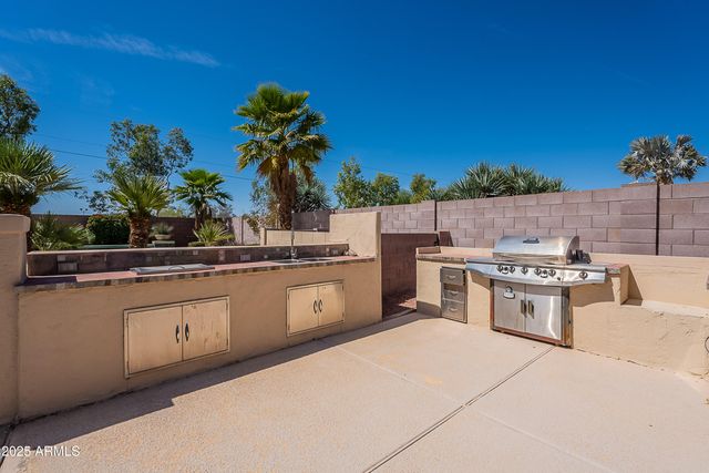 13305 W COLTER Street, Litchfield Park, AZ 85340