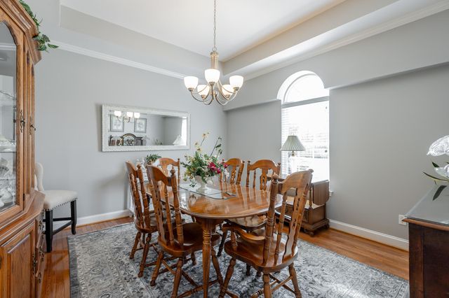 2435 Chimney Lake Circle, Soddy Daisy, TN 37379