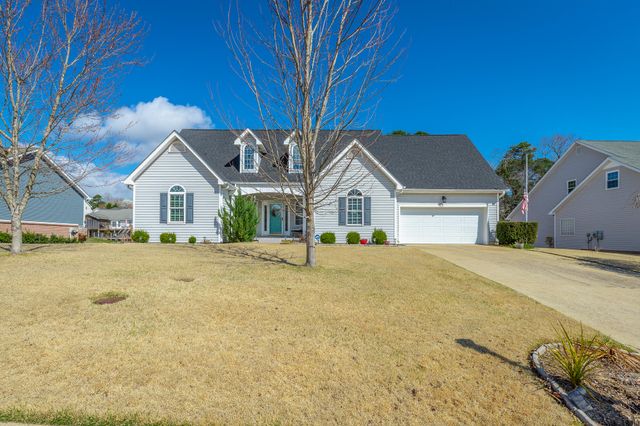 2435 Chimney Lake Circle, Soddy Daisy, TN 37379