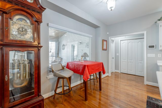 2435 Chimney Lake Circle, Soddy Daisy, TN 37379