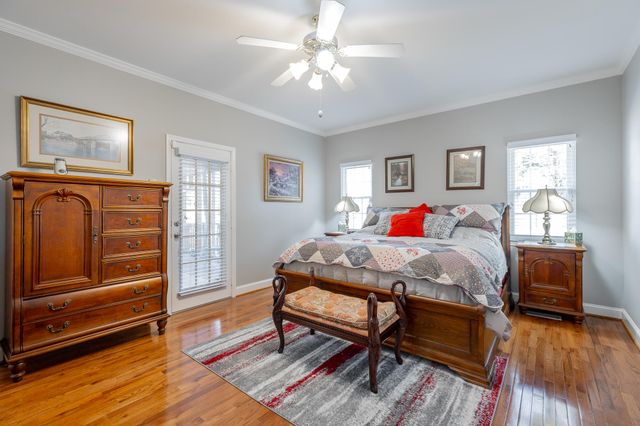 2435 Chimney Lake Circle, Soddy Daisy, TN 37379