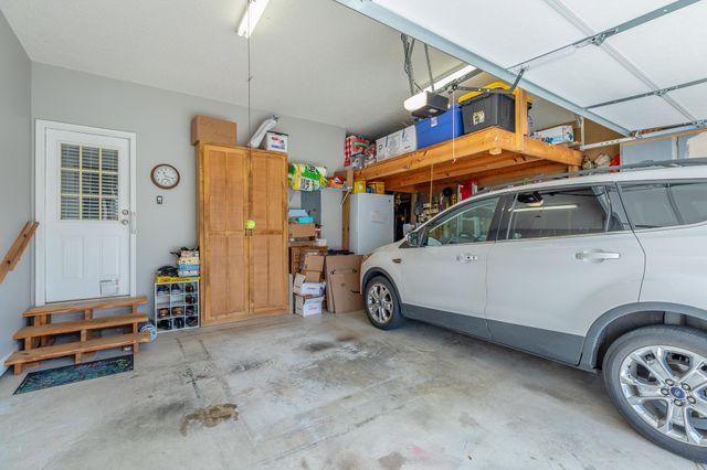 2435 Chimney Lake Circle, Soddy Daisy, TN 37379