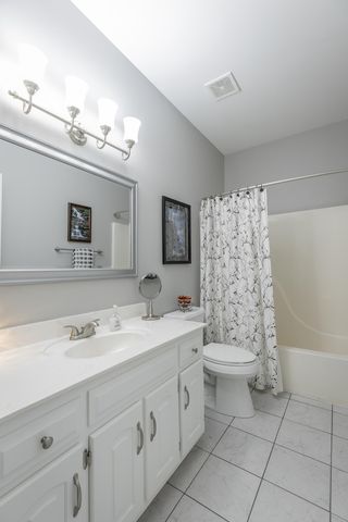 2435 Chimney Lake Circle, Soddy Daisy, TN 37379