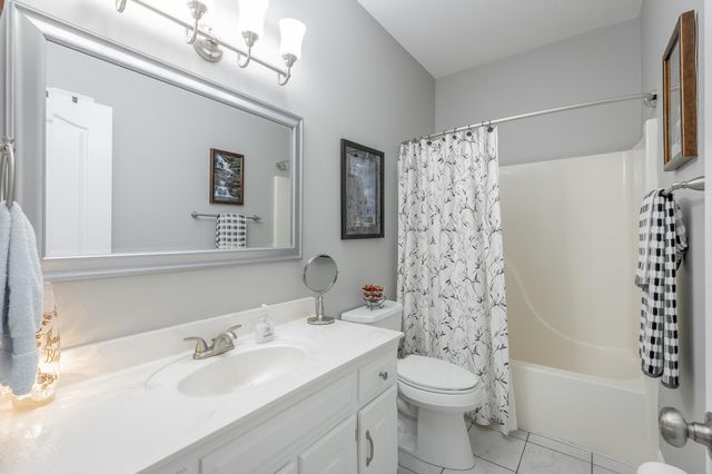 2435 Chimney Lake Circle, Soddy Daisy, TN 37379