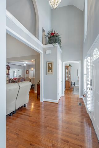 2435 Chimney Lake Circle, Soddy Daisy, TN 37379