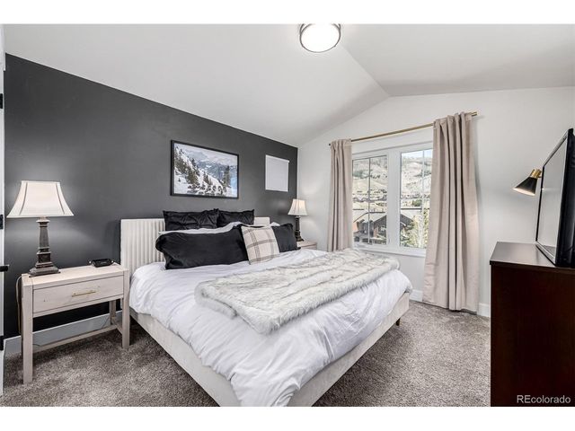 96 Fish Hawk Way, Silverthorne, CO 80498