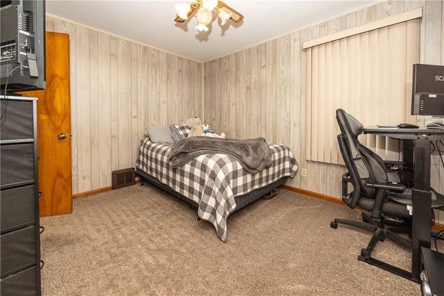 6603 N Grand Avenue, Kansas City, MO 64118