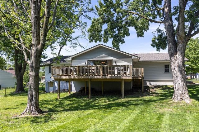 6603 N Grand Avenue, Kansas City, MO 64118