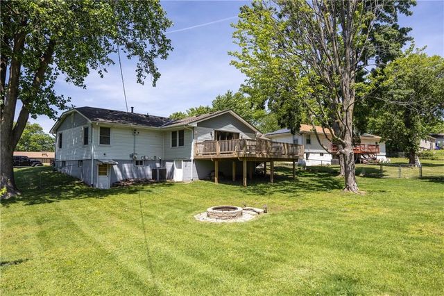 6603 N Grand Avenue, Kansas City, MO 64118