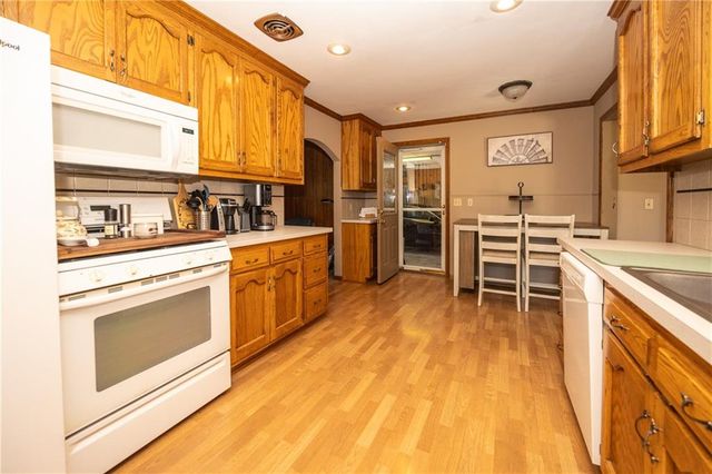 6603 N Grand Avenue, Kansas City, MO 64118