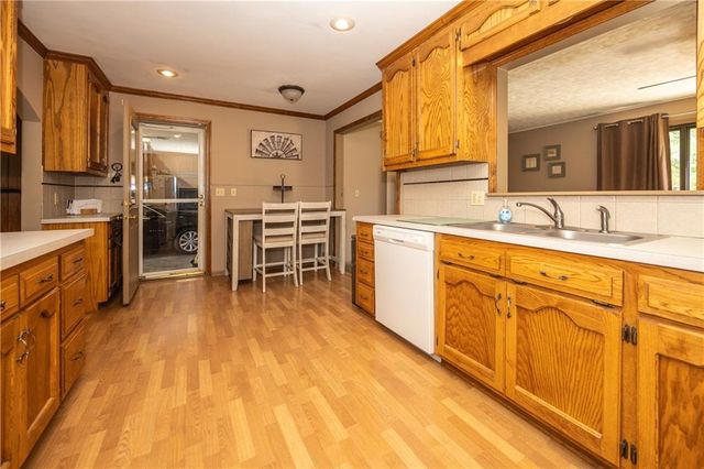 6603 N Grand Avenue, Kansas City, MO 64118