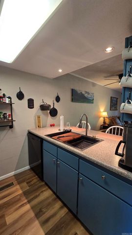 601 Dave Creek Parkway 82, Fairfield Bay, AR 72088