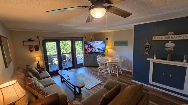 601 Dave Creek Parkway 82, Fairfield Bay, AR 72088