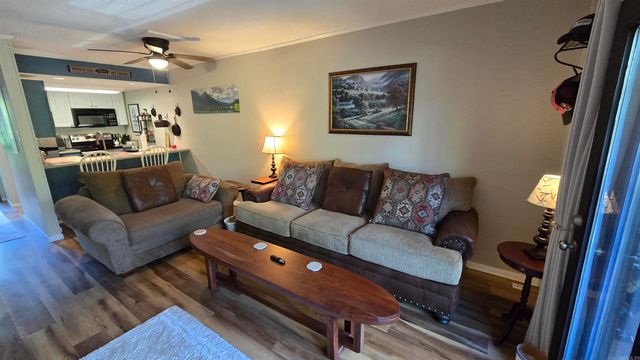 601 Dave Creek Parkway 82, Fairfield Bay, AR 72088