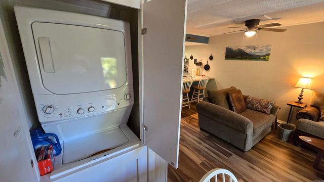 601 Dave Creek Parkway 82, Fairfield Bay, AR 72088