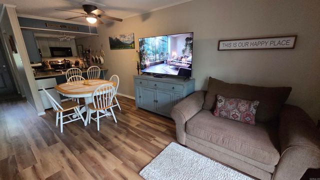 601 Dave Creek Parkway 82, Fairfield Bay, AR 72088