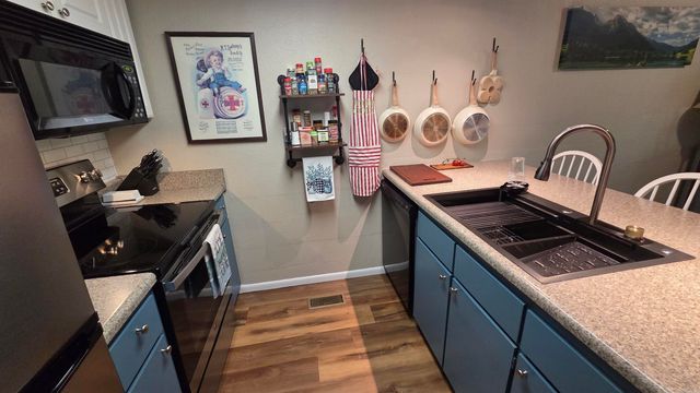 601 Dave Creek Parkway 82, Fairfield Bay, AR 72088
