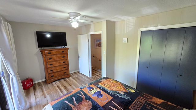 601 Dave Creek Parkway 82, Fairfield Bay, AR 72088