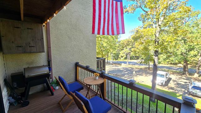 601 Dave Creek Parkway 82, Fairfield Bay, AR 72088