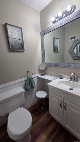 601 Dave Creek Parkway 82, Fairfield Bay, AR 72088
