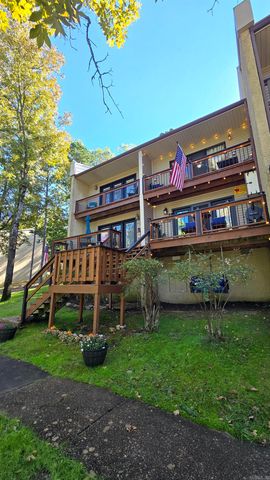 601 Dave Creek Parkway 82, Fairfield Bay, AR 72088