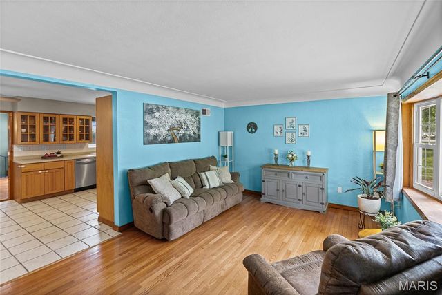 208 E Temple Street, Freeburg, IL 62243