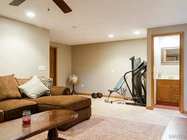208 E Temple Street, Freeburg, IL 62243