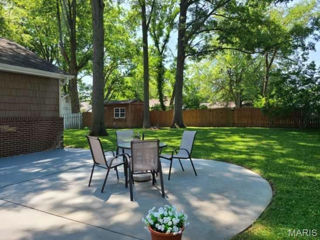 208 E Temple Street, Freeburg, IL 62243