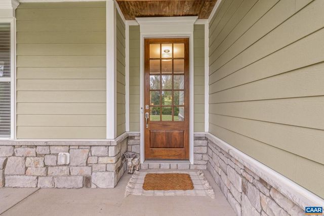271 TWO RIVERS DR, Troy, VA 22974
