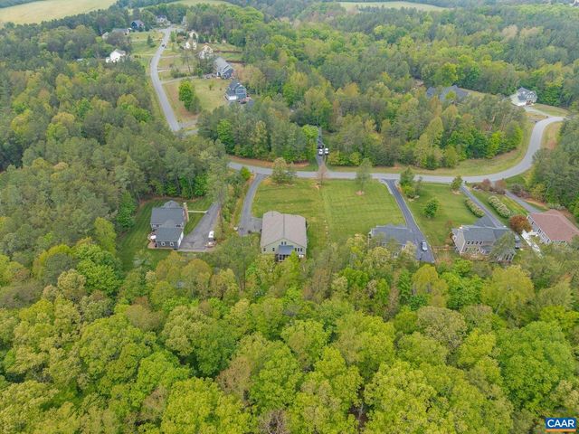 271 TWO RIVERS DR, Troy, VA 22974