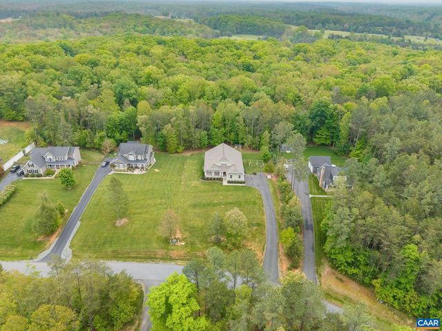 271 TWO RIVERS DR, Troy, VA 22974