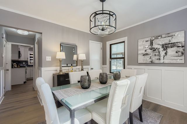 8841 S Utica Street, Evergreen Park, IL 60805