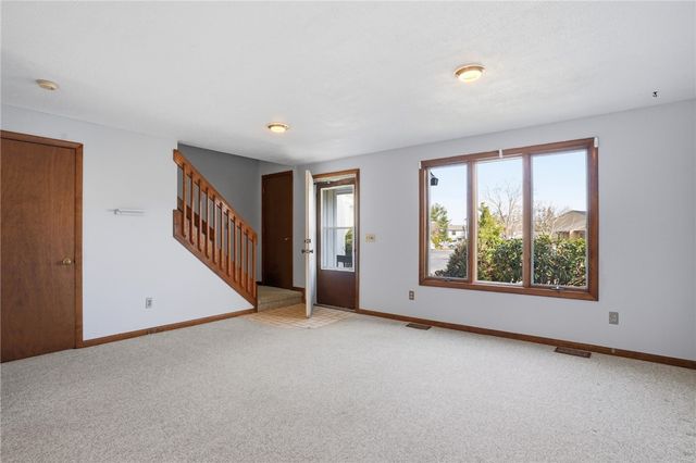 53 Kristee Circle, West Warwick, RI 02893