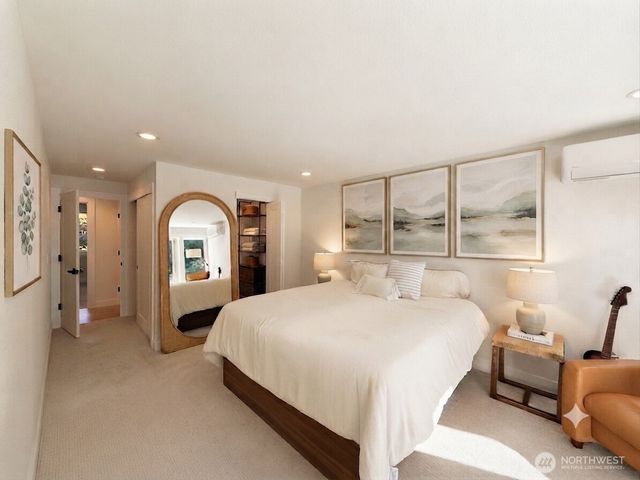 12631 94th Avenue NE, Kirkland, WA 98034