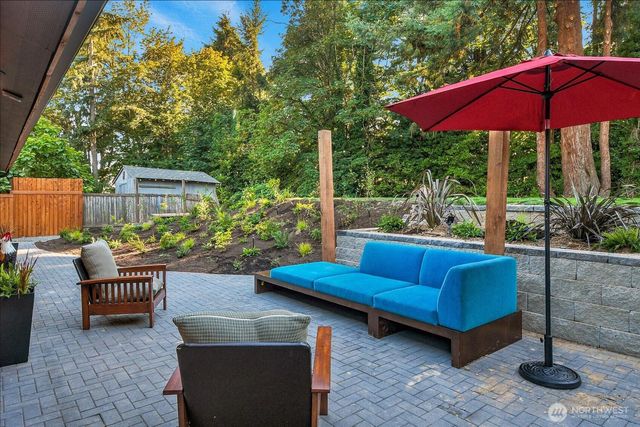 12631 94th Avenue NE, Kirkland, WA 98034