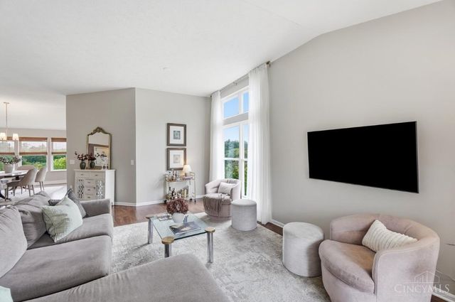 9698 Fallsridge Court, Springfield Twp., OH 45231