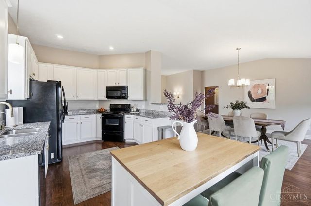 9698 Fallsridge Court, Springfield Twp., OH 45231